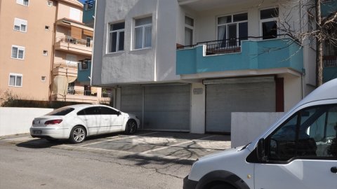 Eşini ve oğlunu bıçakla yaralayan zanlı hakkında yeni gelişme!