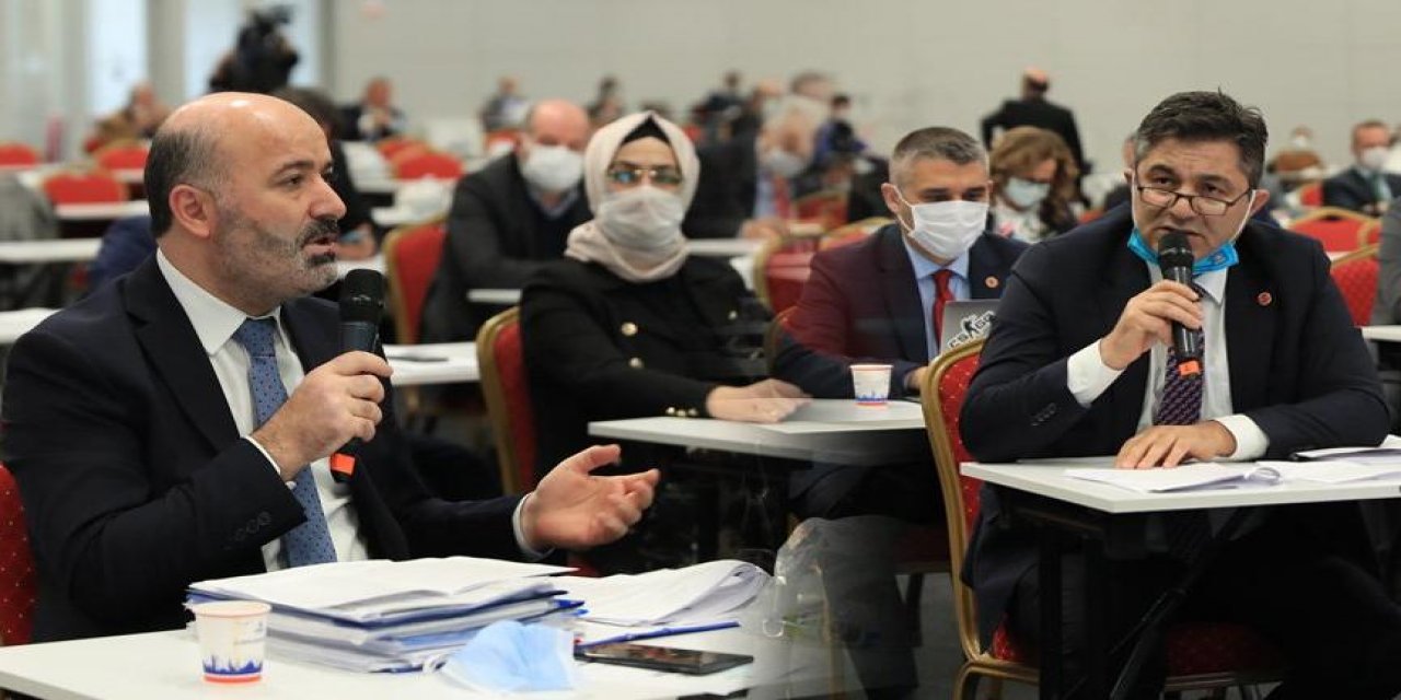 İYİ Parti ve AKP karşı karşıya geldi... İBB Meclisi’nde "uyduruk protokol" tartışması!