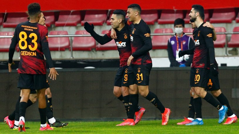 Galatasaray zirve takibinde... Deplasmanda Kayserispor'u farklı yendi!