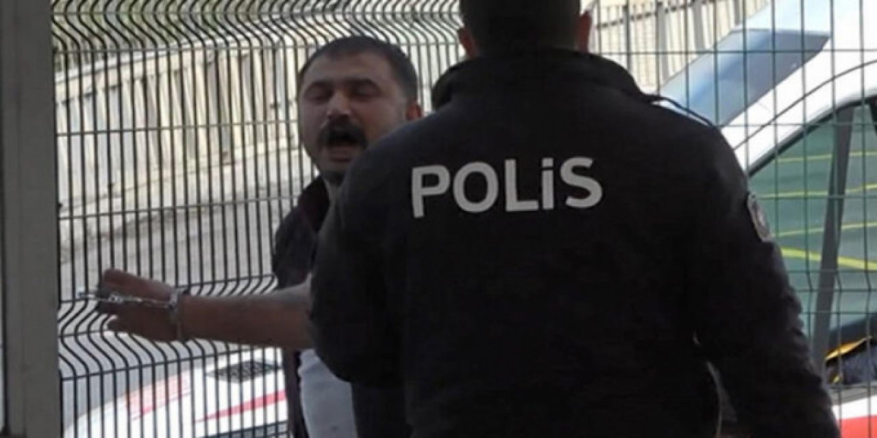 Korku dolu dakikalar... HES kodu olmadığı için metrobüse alınmayınca cam şişe ile saldırdı!
