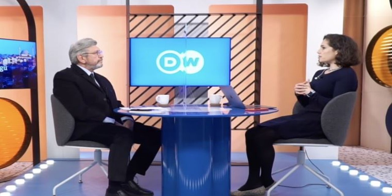 CHP'li Cihangir İslam'dan Nevşin Mengü'ye tepki! "Savcı gibi soru sordu"