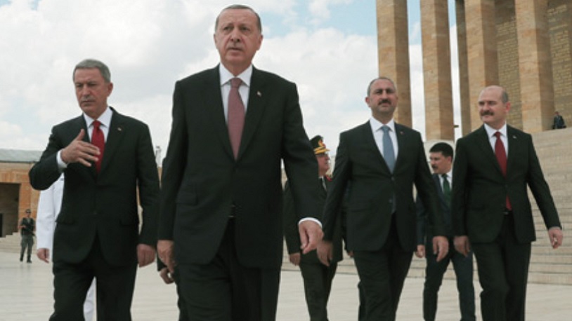 Dikkat çeken araştırma! Görevden alma iddiaları bu yüzden mi gündeme geldi? Erdoğan'a kabinesinden isimler fark attı!