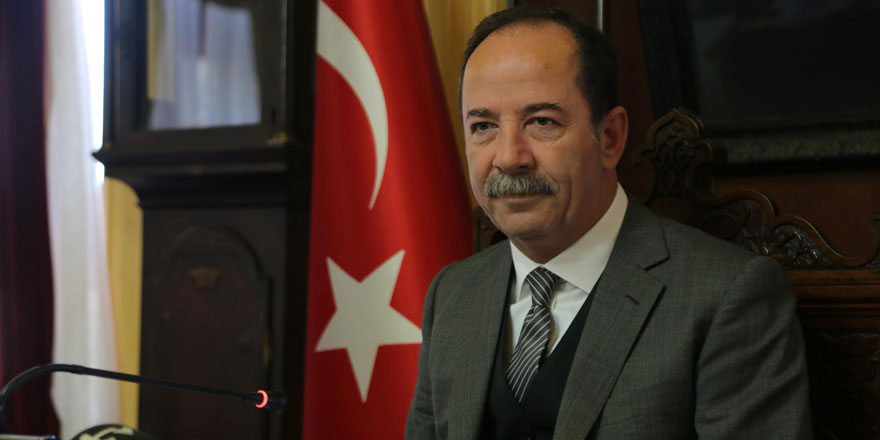 Edirne Belediye Başkanı Recep Gürkan: Darbeye kadeh kaldıran şerefsizdir