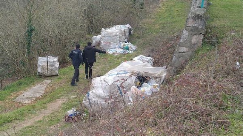 Tabancayla boğazından vurulan genç yol kenarında bulundu!