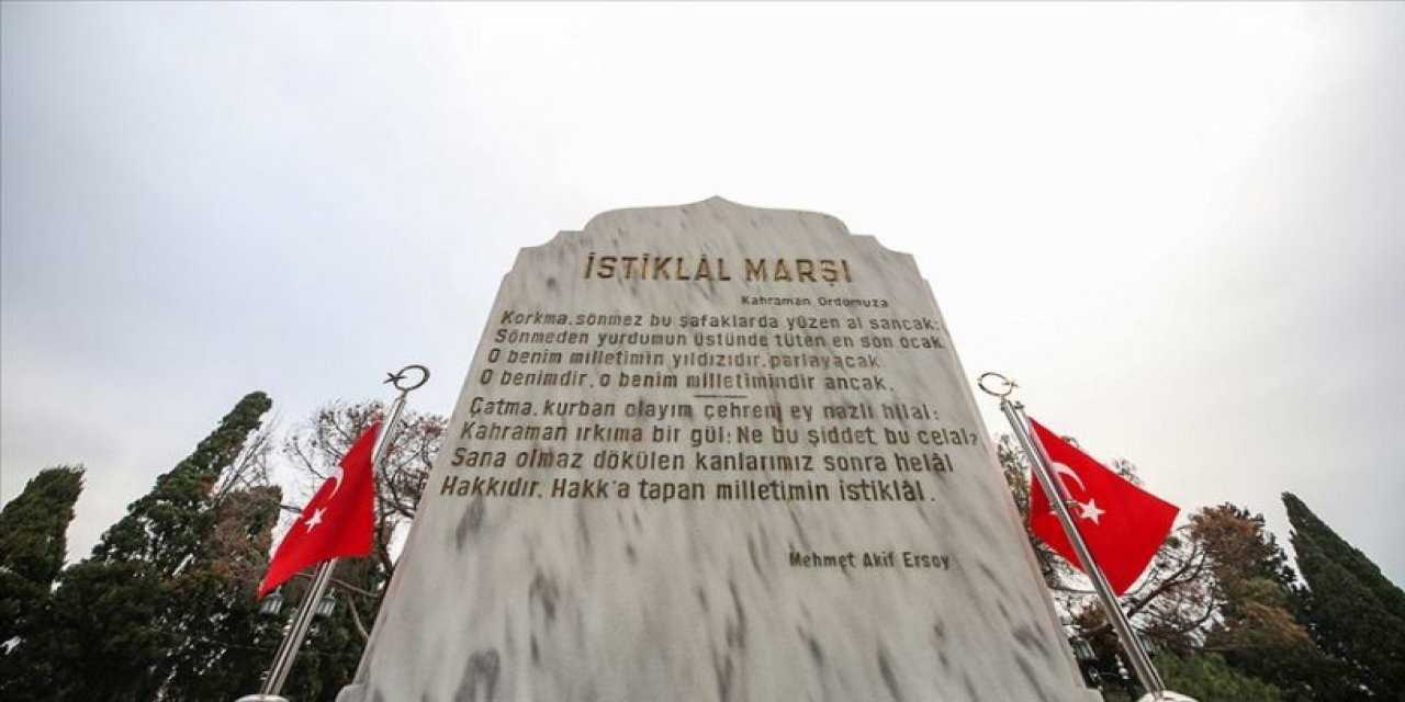 Skandal talimat!  Covid-19’u bahane ettiler ve... "İstiklal Marşı sessiz okunsun"