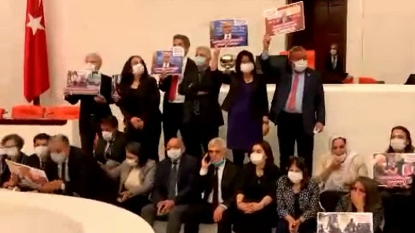 HDP'li Gergerlioğlu'nun vekilliği düşürüldü; TBMM karıştı... Genel Kurul Divanı önünde oturma eylemi!