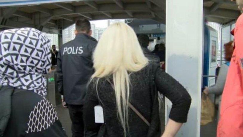 Metrobüste uyuyakaldı; güvenlik görevlisinden yardım istedi... Görevli ise sapık çıktı: Bayağı iyiymişsiniz!