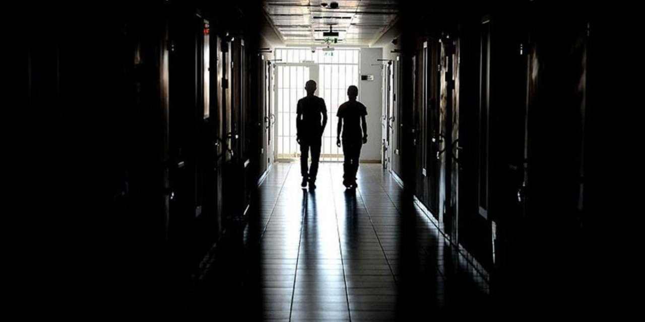 AKP her defasında şiddetle reddetmişti ama... Bu kez raporlarla ortaya kondu! TİHEK'ten "çıplak arama" itirafı!