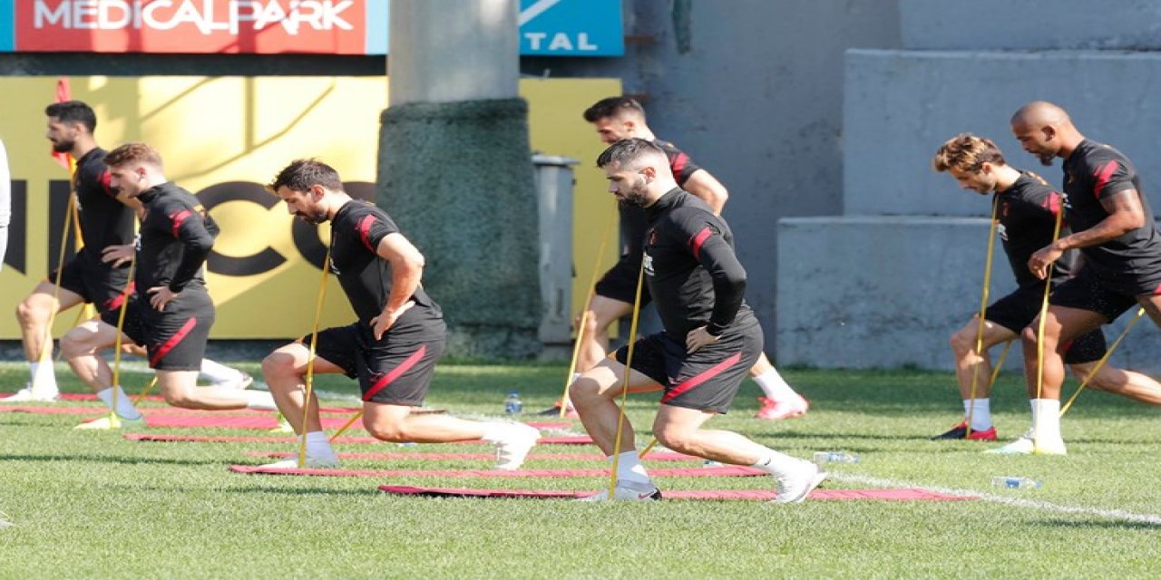 Galatasaray'da Belhanda antrenmanda yer almadı
