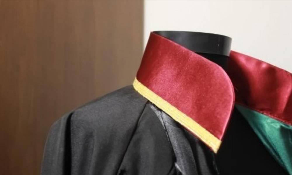 Avukatlardan 'duruşmalara girmeme' eylemi