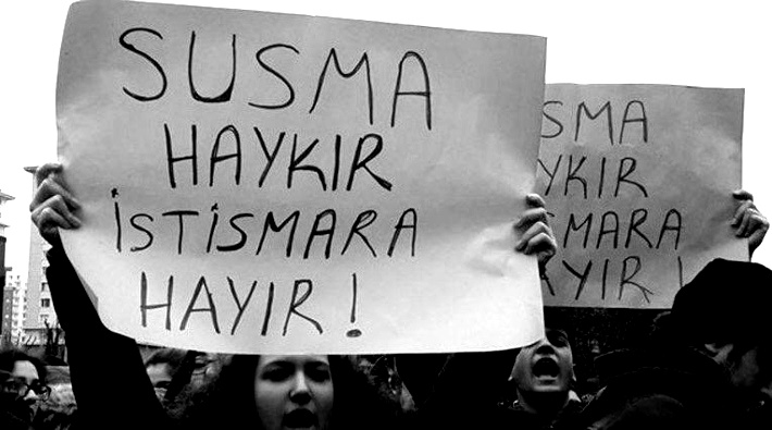 8 kız öğrenciyi taciz etti, o öğretmene tahliye kararı verildi! Kararı duyan çocuklar fenalaştı