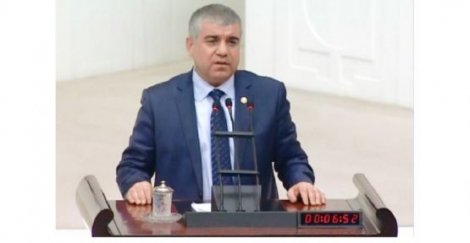 CHP'li Ramis Topal çiftçilerin sorunlarını anlattı... 'Kuraklıkla mücadele için bir eylem planınız var mı?'