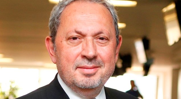 Şeref Oğuz'dan faiz değerlendirmesi: 'İçeride açılan şemsiye gibi...'