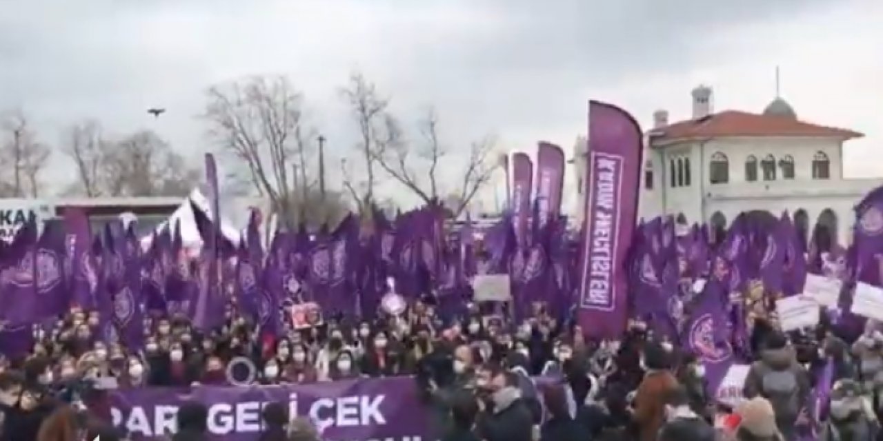 "Kararı geri çek, sözleşmeyi uygula!" Kadınlar ayakta... İstanbul'da "İstanbul Sözleşmesi" eylemi...
