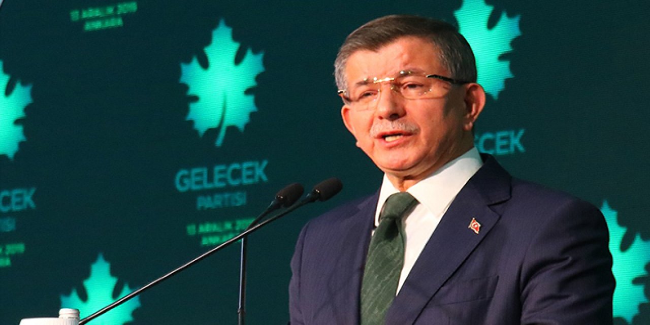 "Her adımınız vatandaşı daha da fakirleştiriyor" diyerek eleştirdi! Davutoğlu'ndan Erdoğan'ın Merkez Bankası kararına tepki!
