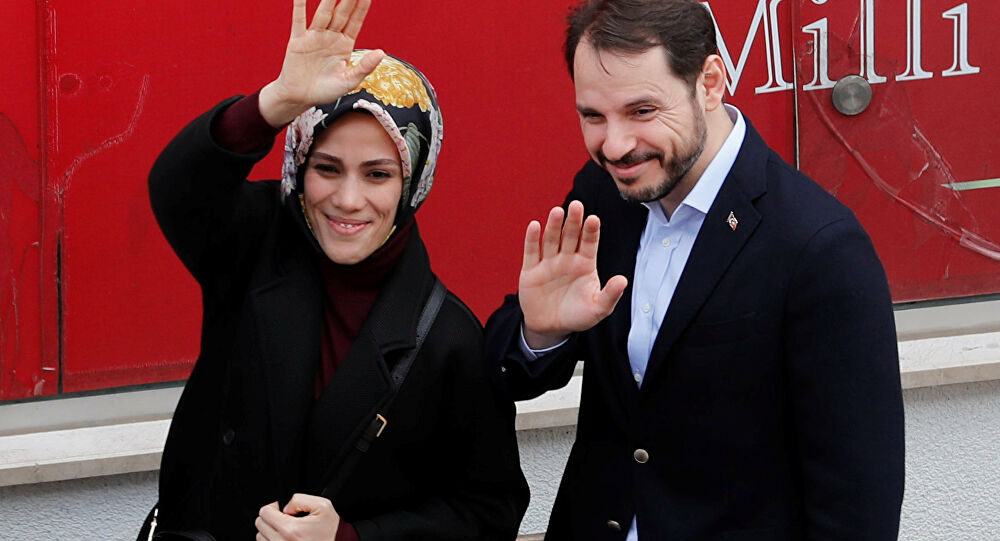 Can Ataklı yazısında açıkladı! Berat Albayrak nerede?