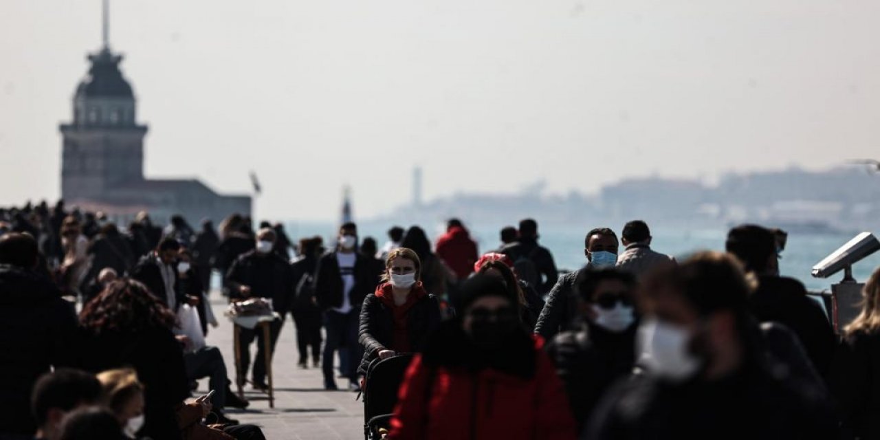 "Türkiye tamamen kapanabilir" Prof. Şener'den korkutan açıklama!