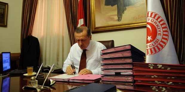 Diyarbakır-Muş il sınırının değiştirilmesi ilginç oldu... AKP'den hafta sonu  rekor sayıda düzenleme kararı!