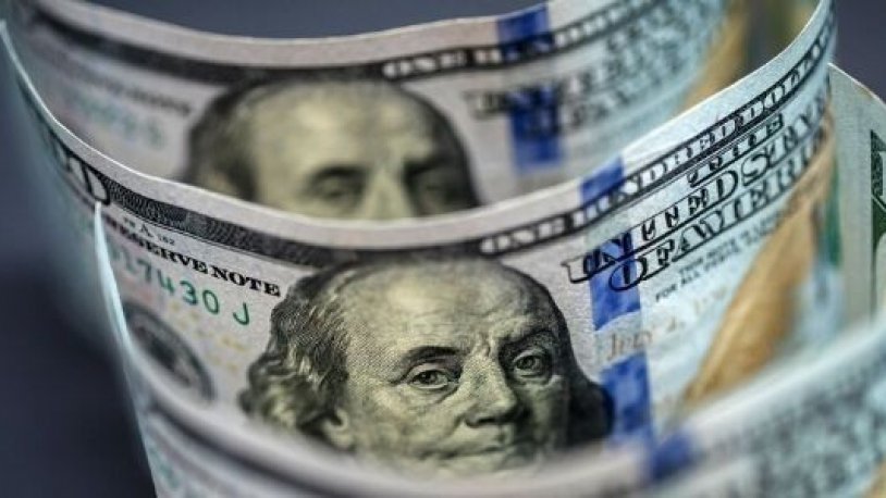 Yeni Şafak'tan akıl almaz yorum: Cuma 7,20'den kapanan dolar bugün 7,72'ye kadar geriledi!