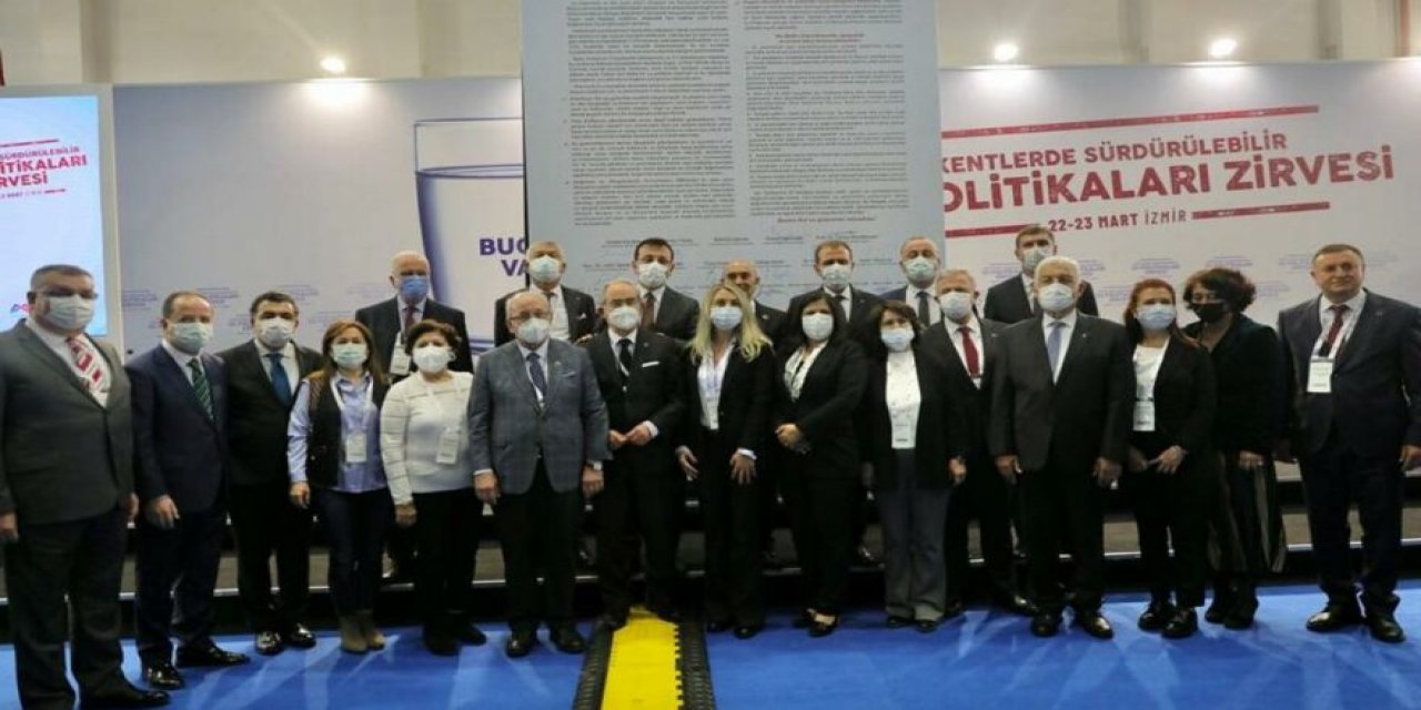 CHP'li Başkanlardan İzmir'de Su Manifestosu