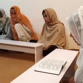 'Kilometre taşı olabilir' Pakistan'da trans bireyler için medrese açıldı