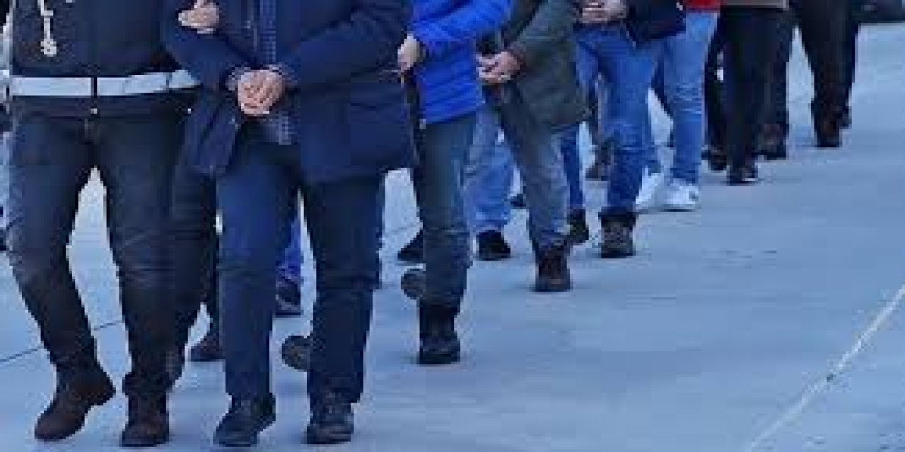 İzmir merkezli dev FETÖ operasyonu! 184 gözaltı kararı...