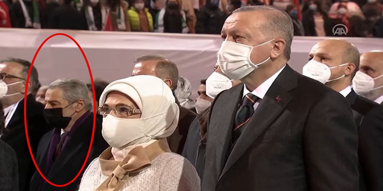 AKP Kongresinde dikkat çeken isim!