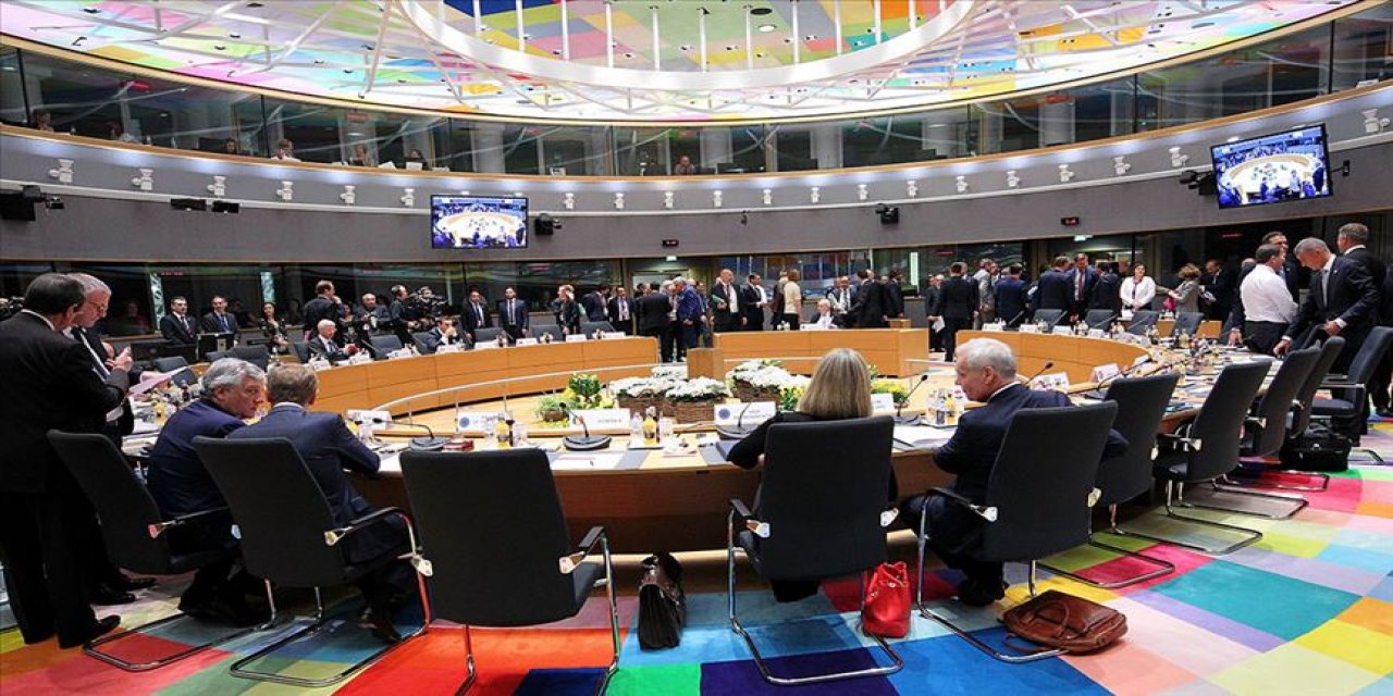 AB Liderler Zirvesi’nde gündem Türkiye! Vizeye şartlı evet!