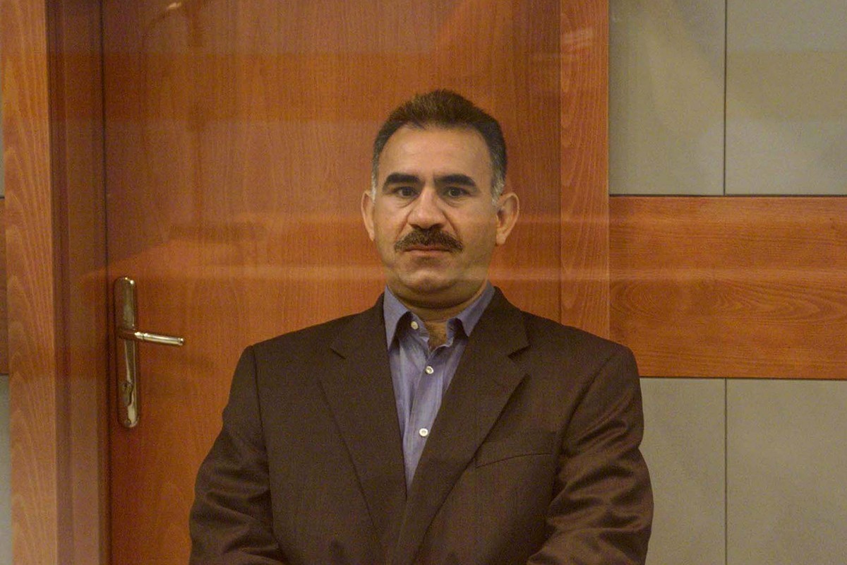 AKP'den Öcalan'a telefonla görüşme hakkı!