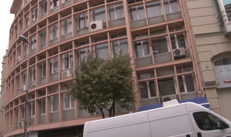 İstanbul'da iş insanına suikast girişimi! Susturucu silahla vurdular!