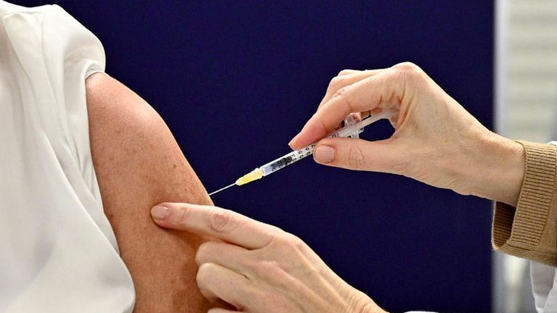 Halk sağlığı uzmanı Ortaylı'dan önemli açıklamalar! 'Küresel aşı savaşları kimseye hayır getirmeyecek'