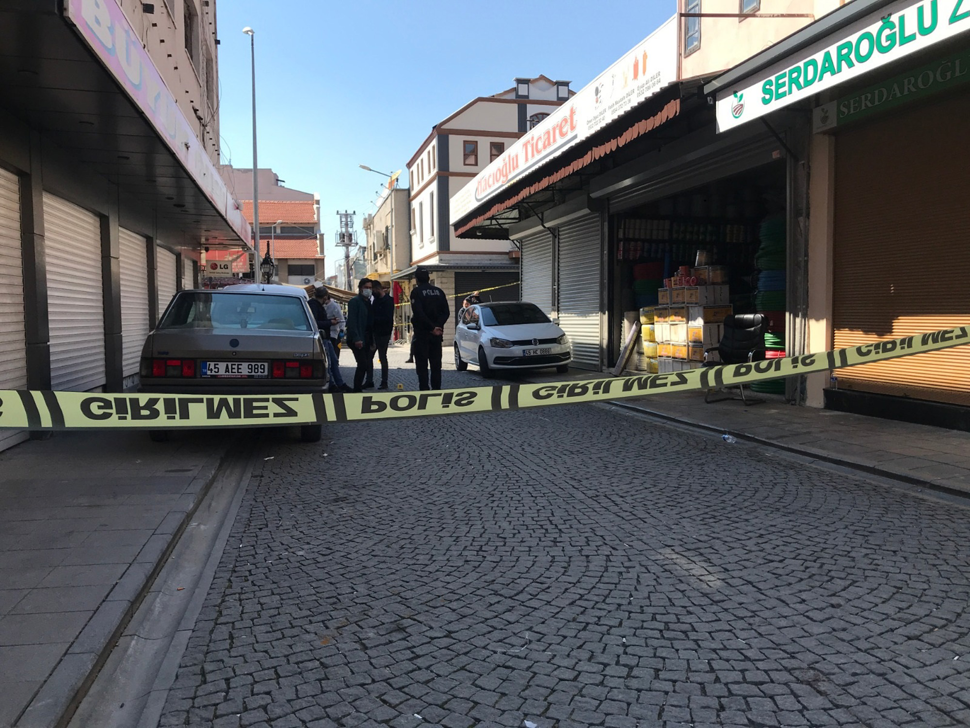 Manisa'da husumetliler arasında silahlı kavga