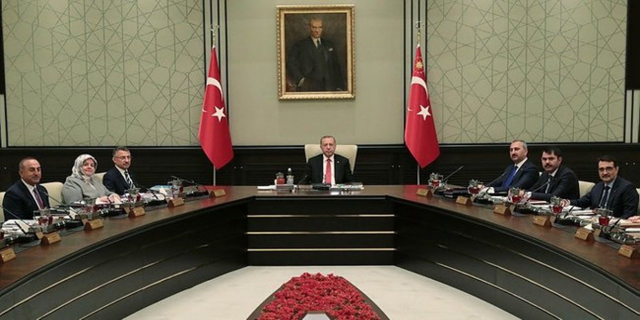 Kimler Kabineye girebilir?  Siyaset kulisi bu iddiaları konuşuyor: Flaş "Berat Albayrak" iddiası...