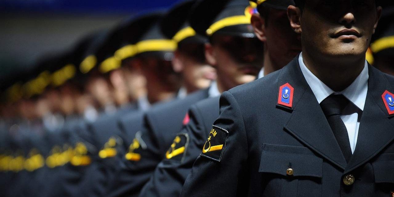 "Amaç ordunun içini boşaltmak" Harp Okulları’na yönelik "irtica" değişikliği yargıya taşındı!