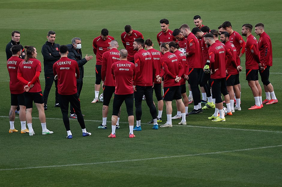 A Milli Takım'da 4 isim daha kadrodan çıkarıldı