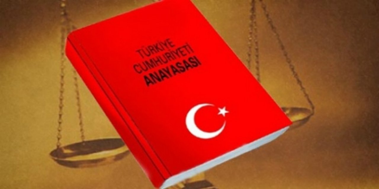 "Bıkmadan yineliyorum; tesadüf değil.." dedi ve... Ahmet Takan bombayı patlattı! Çok konuşulacak iddia "Anayasanın başlangıç kısmından itibaren "Atatürk" ve "Türk" çıkarılacak"