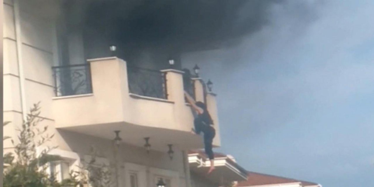 Lüks villada dehşet anları... Alevlerden kaçmak için balkondan sarktı! İşte o anlar...