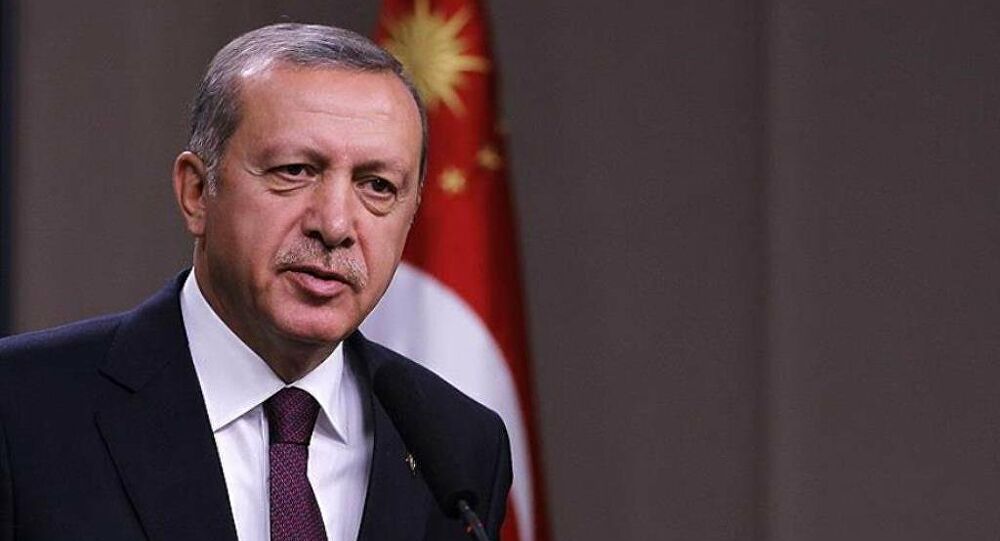 Sabah gazetesinden dikkat çeken yazı! Bu kez hedefte  Erdoğan'ın danışmanları var! 'Ağzı olan konuşmasın'