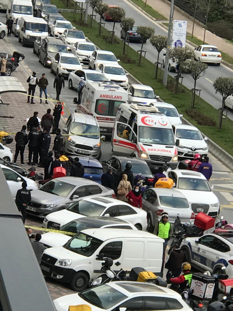 İstanbul'da silahlı çatışma: Hayatını kaybedenler var!