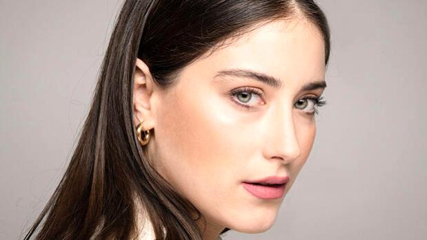 Koronavirüse yakalanmış herkesi üzmüştü... Oyuncu Hazal Kaya'dan sağlık durumuna ilişkin açıklama