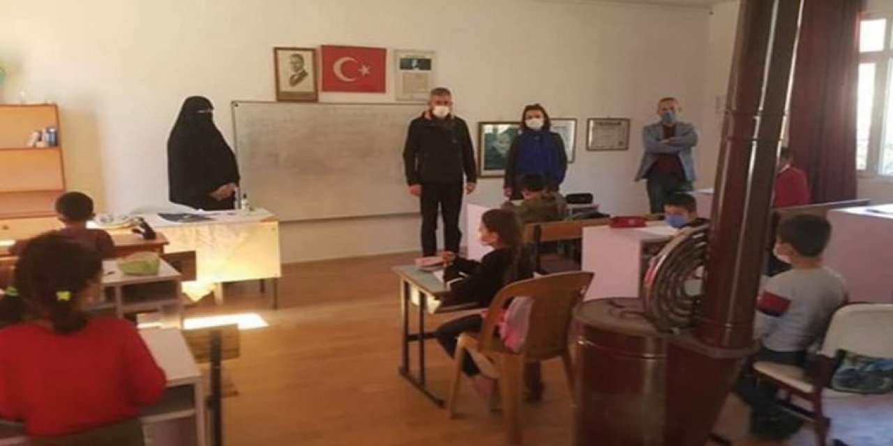İmamın eşi çarşafla ders veriyordu... Sosyal medyada tepki çeken olayda yeni gelişme!