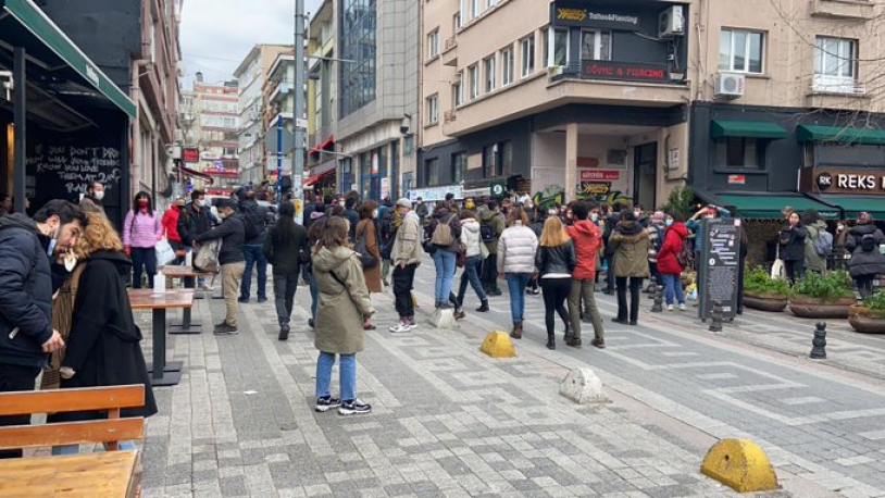 Kadıköy'deki Boğaziçi eylemine yine polis saldırdı! Gözaltılar var