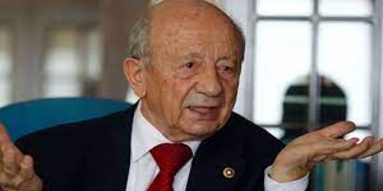 "Vahim Yanlış olur" Eski Adalet Bakanı Hikmet Sami Türk Bahçeli'nin "AYM" çıkışını böyle değerlendirdi!