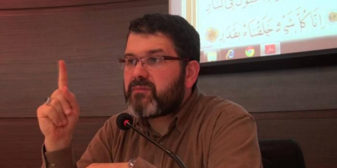 "Zorunlu açıklama" başlığıyla duyurdu! Yeni Şafak’ın ilahiyatçı eski yazarı "deist" olduğunu açıkladı!