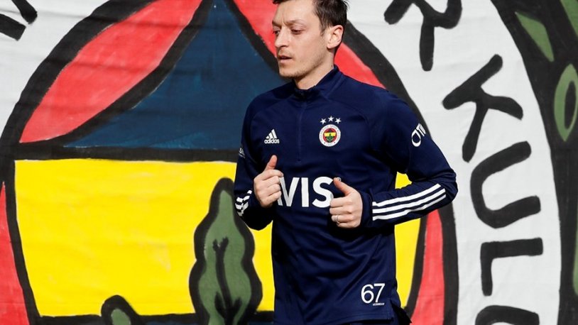 Mesut Özil, düz koşulara başladı