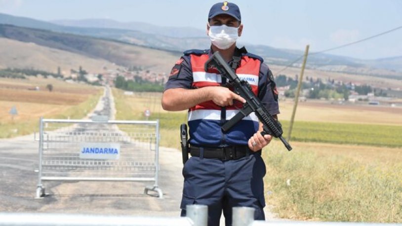 Hatay Arsuz'da 1 yerleşim yeri karantinaya alındı