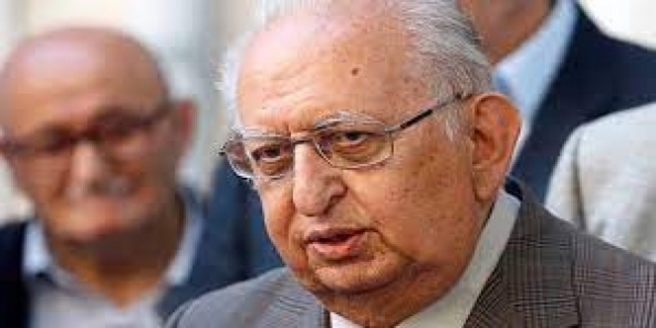 Hüsamettin Cindoruk "bildiri" için çok net konuştu! "Sayın amirallerin bildirisi hiçbir suç unsurunu içermiyor"