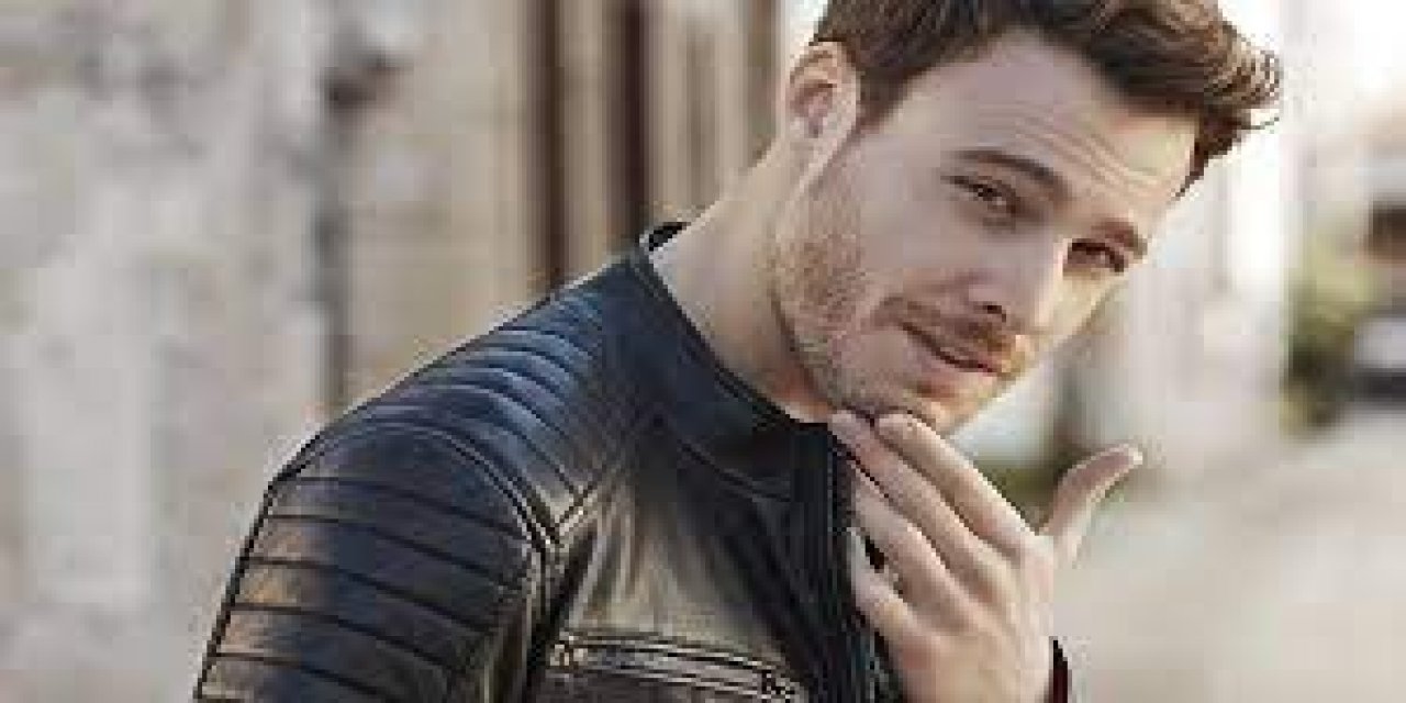 Kerem Bürsin kafeye gidenlere "salak" dedi, sosyal medyada yer yerinden oynadı!
