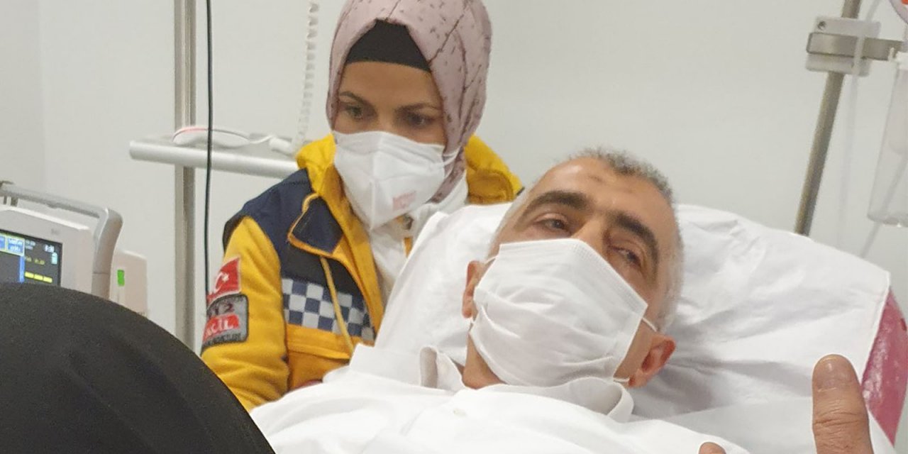 Salih Gergerlioğlu'ndan "kelepçe" iddiası! "Babamın yoğun bakımda tutulduğu süre boyunca ellerinin kelepçeli olduğunu öğrendim"