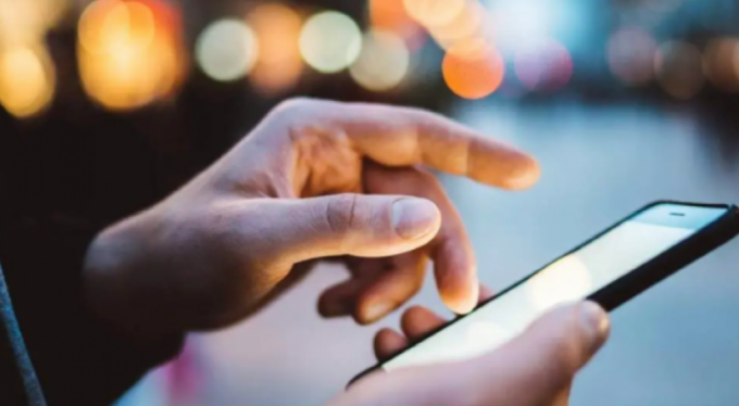 Telefonuna program indirdi; 77 bin lirası gitti!